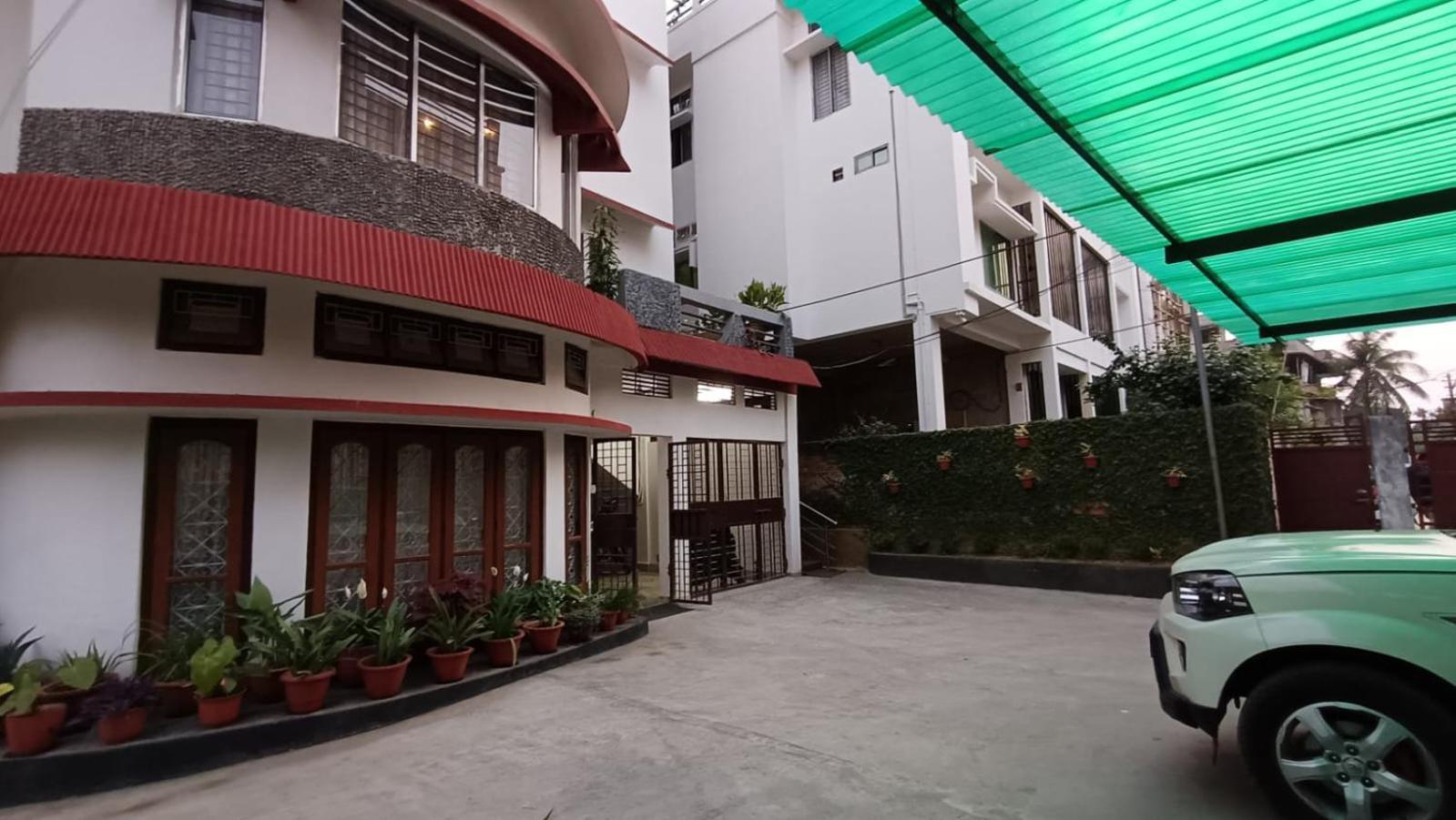 Areca Homestay Guwahati Buitenkant foto