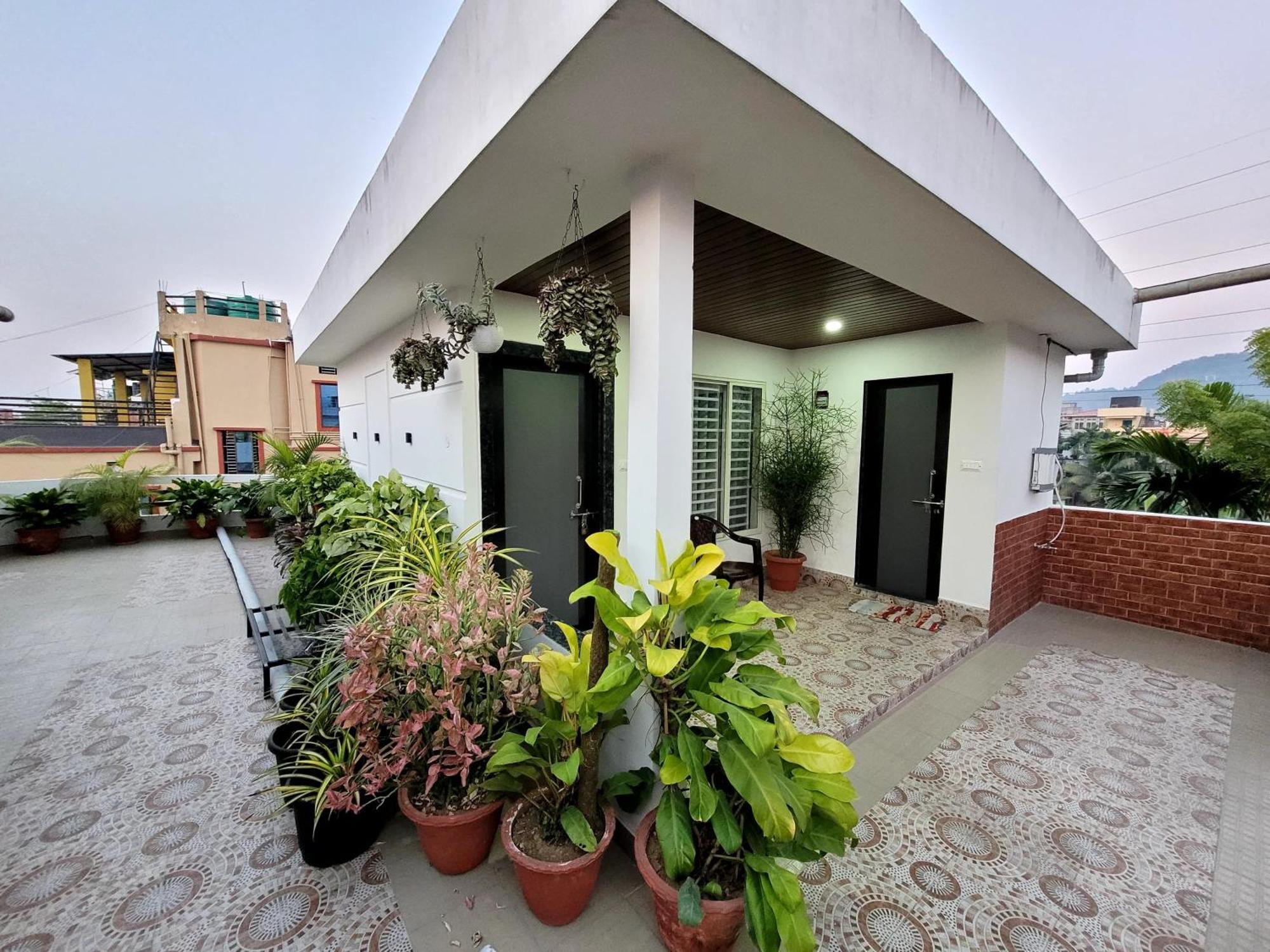 Areca Homestay Guwahati Buitenkant foto