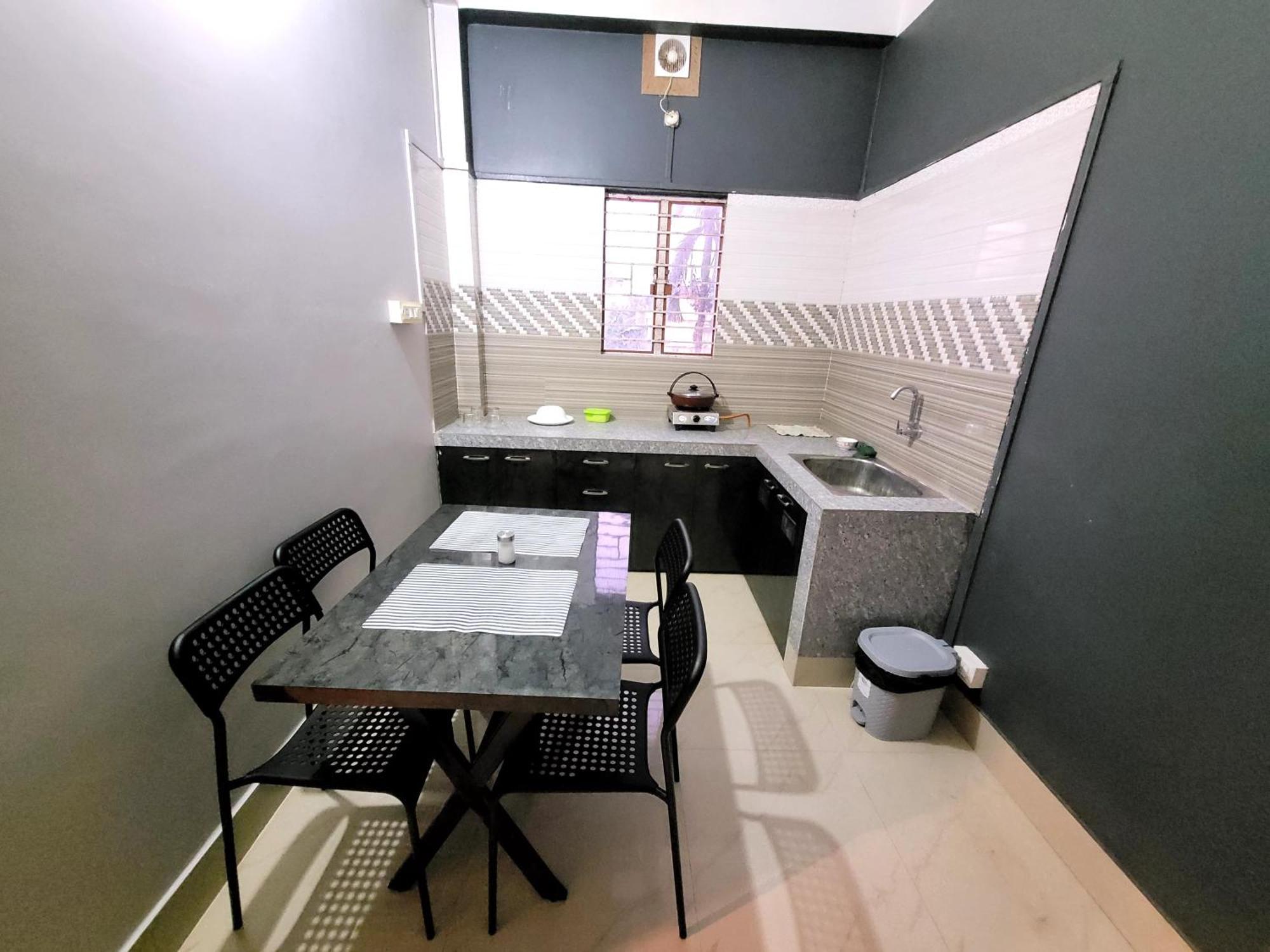 Areca Homestay Guwahati Buitenkant foto